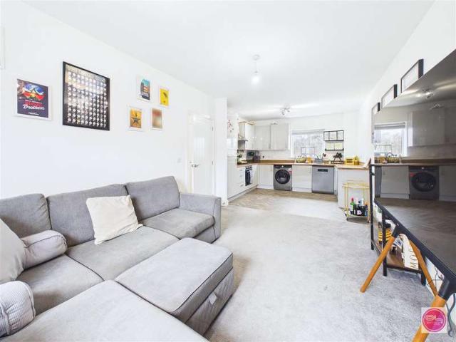 Maisonette for sale in Beamhurst, Staffordshire