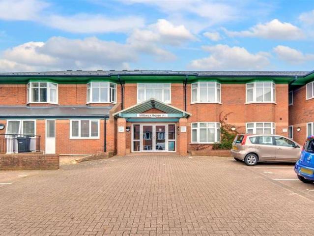 Flat for sale in Gedling, East Midlands