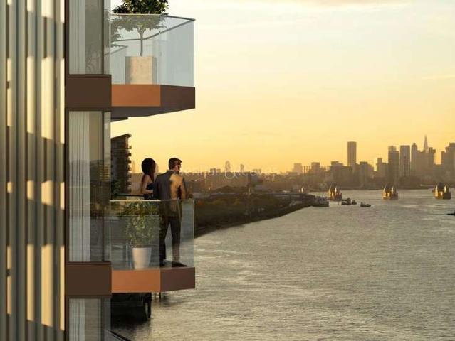 Flat for sale in Greater London