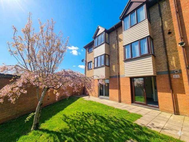Flat for sale in Priddy's Hard, Middlecroft