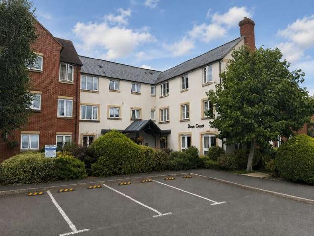 Flat for sale in Great Faringdon, Dromore