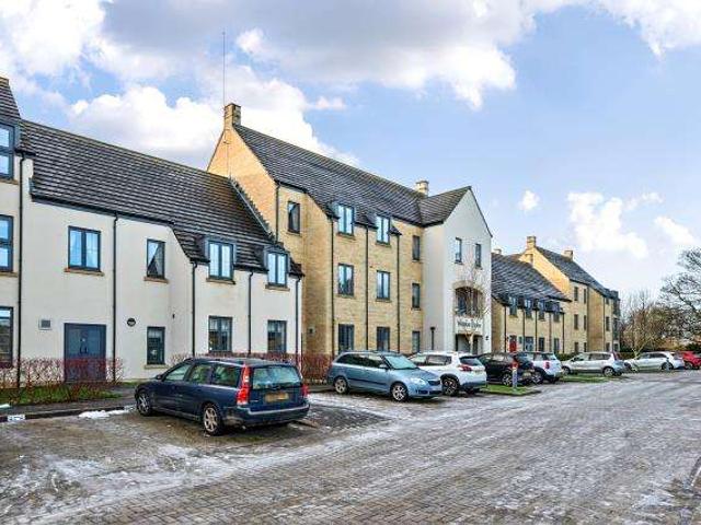 Flat for sale in Chipping Norton, Black Bourton