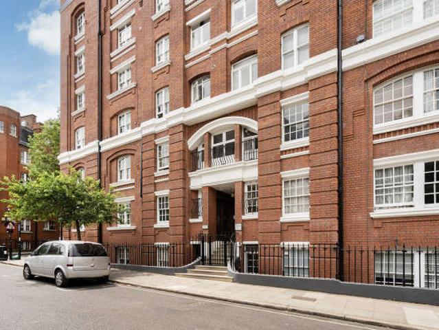 Flat for sale in King's Cross, Greater London