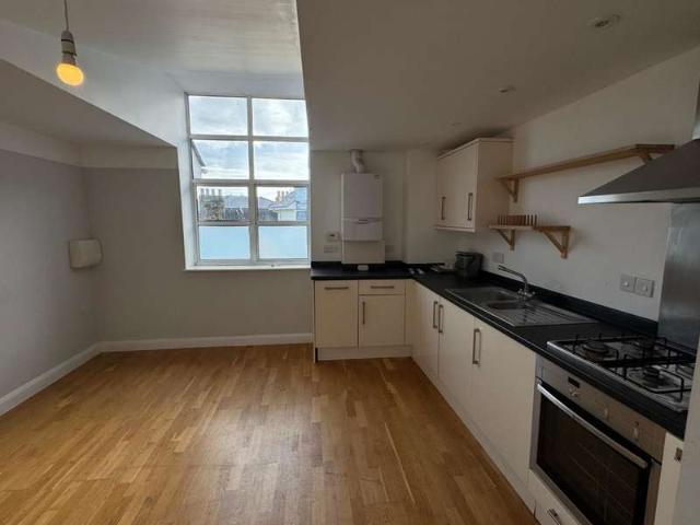 Flat for sale in Falmouth, Cornwall