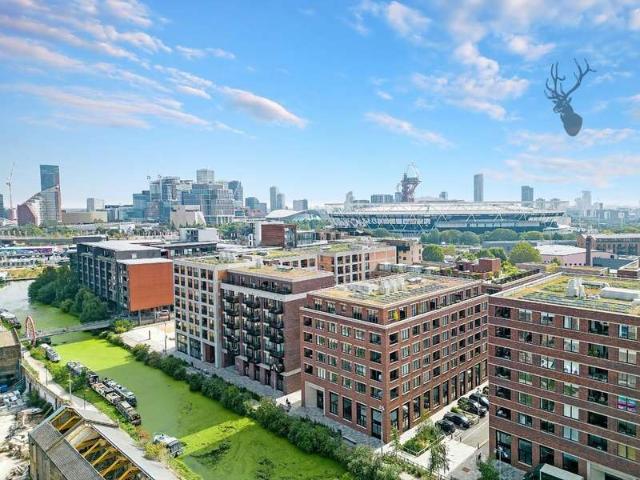 Flat for sale in Old Ford, Bow