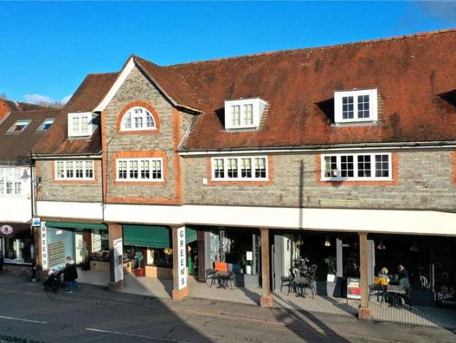 Flat for sale in Pangbourne, West Berkshire