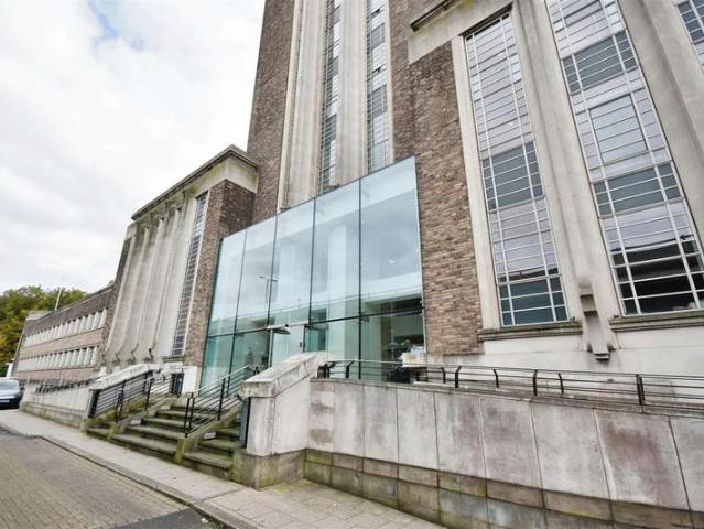 Studio for sale in Brentford, London Borough of Hounslow
