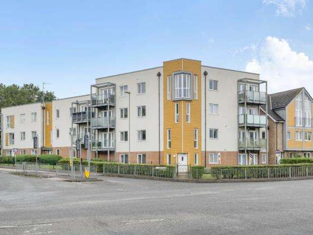 Flat for sale in Priest Down, Hampshire