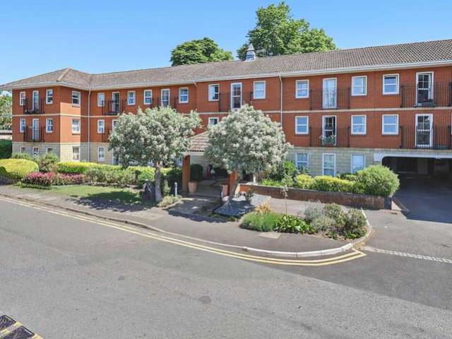 Flat for sale in South Park, Red Hill