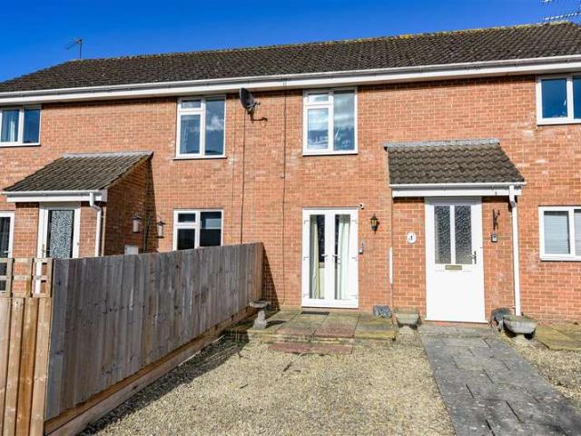 Flat for sale in Dursley, School House