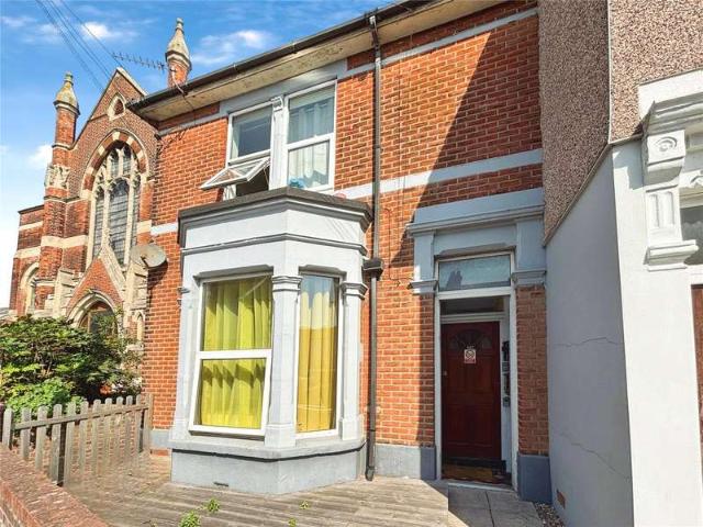 Flat for sale in Buckland, City Of Portsmouth