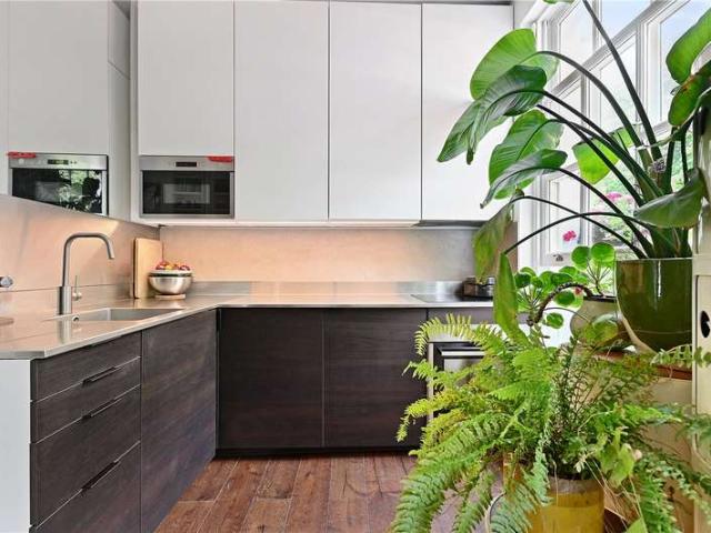 Flat for sale in King's Cross, Greater London