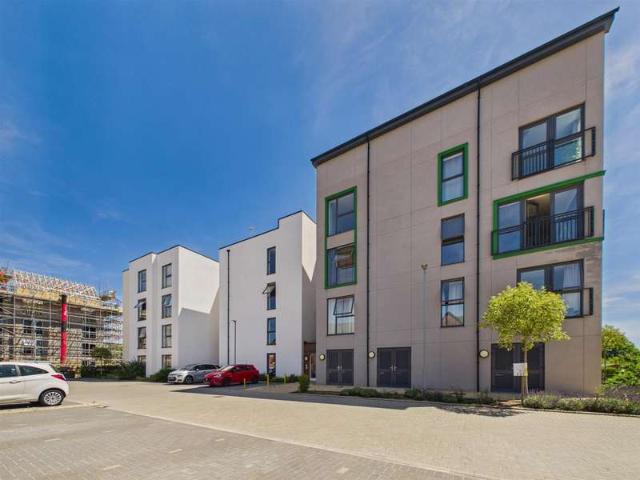 Flat for sale in Chippenham, Wiltshire