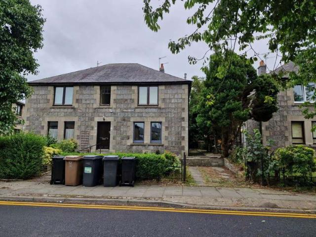 Flat for sale in Ballindoch, Scotland