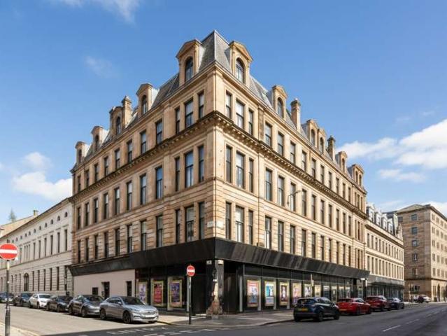Flat for sale in Merchant City, Scotland