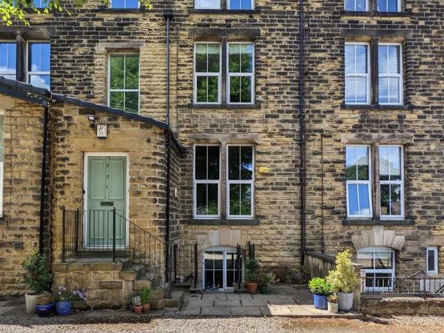 Flat for sale in Chapel Allerton, West Yorkshire
