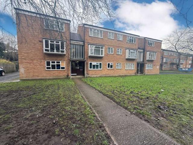 Flat for sale in Stourbridge, West Midlands
