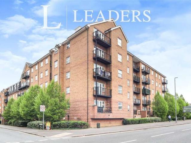 Flat for sale in New Town, Luton