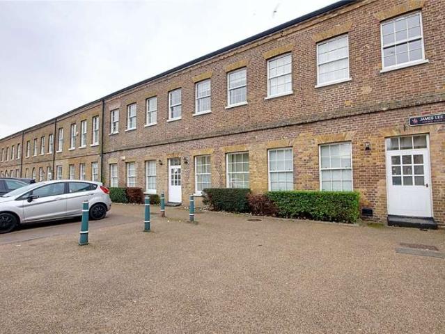 Flat for sale in Enfield Island Village, Greater London
