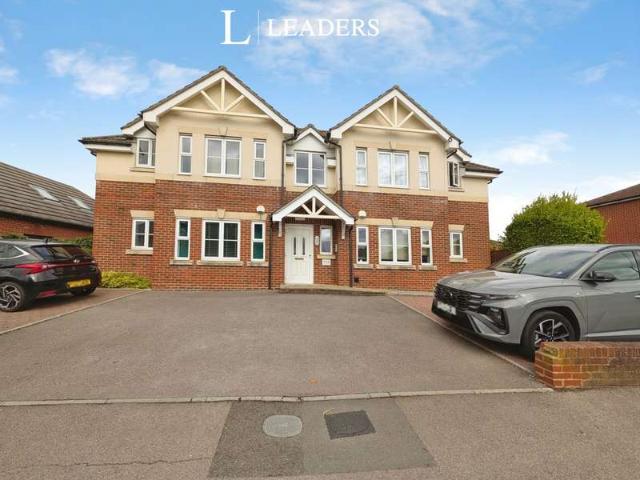 Flat for sale in Merry Oak, Southampton