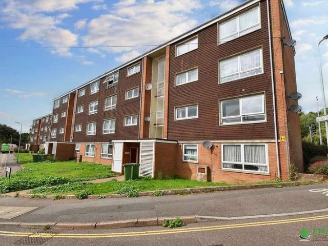 Flat for sale in St Leonards, Watergate