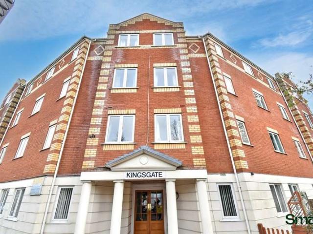 Flat for sale in Watergate, Devon