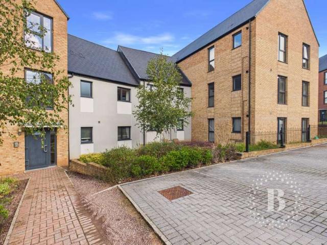 Flat for sale in Ketley, Telford