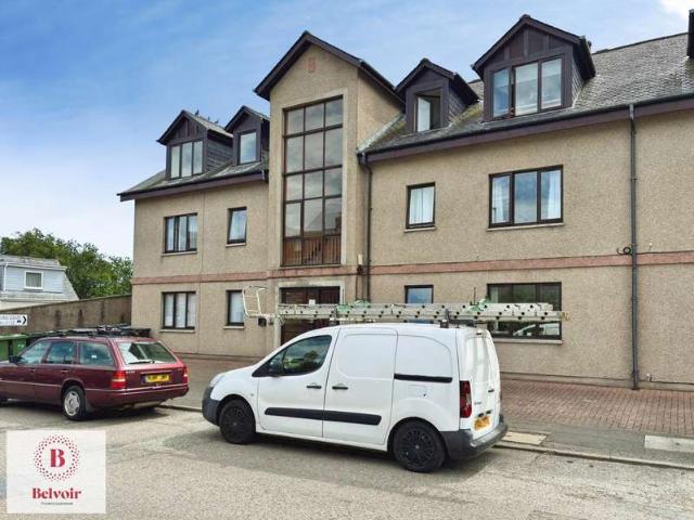 Flat for rent in Lentran, Scotland
