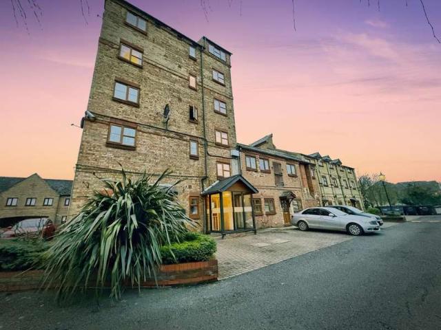Flat for sale in Ramsey, Huntingdon