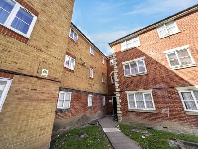 Flat for sale in Barking Riverside, Isle Of Man