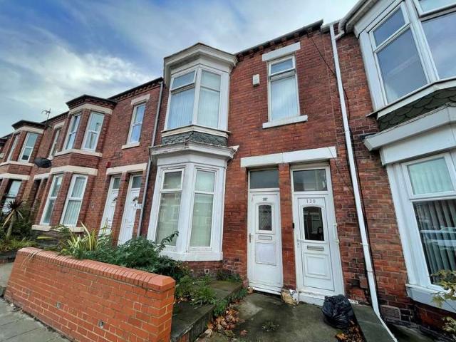 Flat for sale in Westoe, South Shields