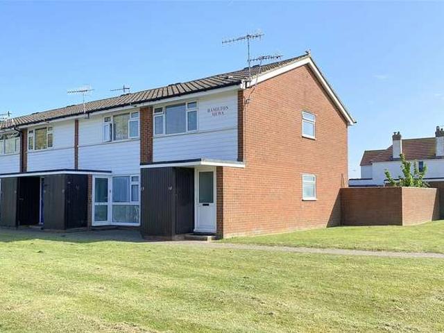 Flat for sale in Fishersgate, West Sussex