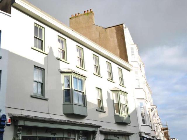 Flat for rent in Tenby, Wales