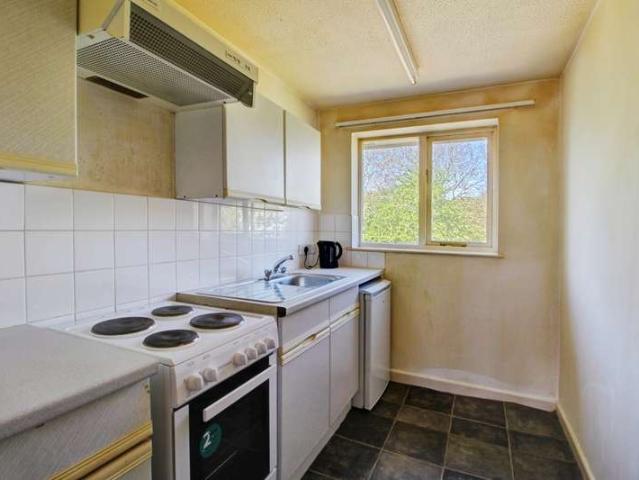 Flat for sale in Feckenham, City Of Bristol