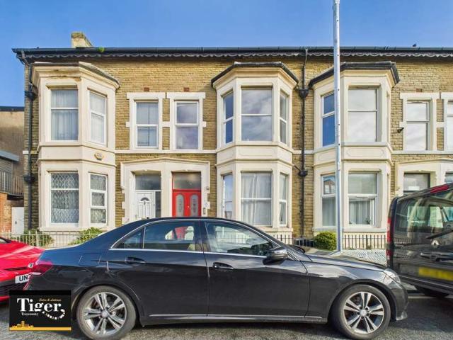 Flat for rent in Blackpool, Isle Of Man