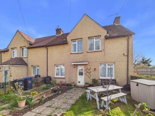 Flat for sale in Fishersgate, West Sussex