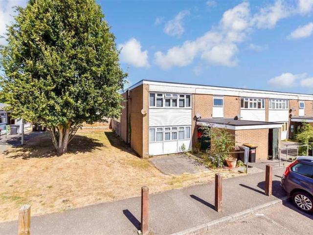 Flat for sale in Stuppington, The Bridge