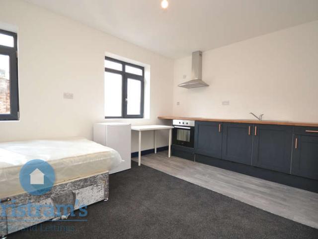Flat for rent in Hyson Green, Haddon
