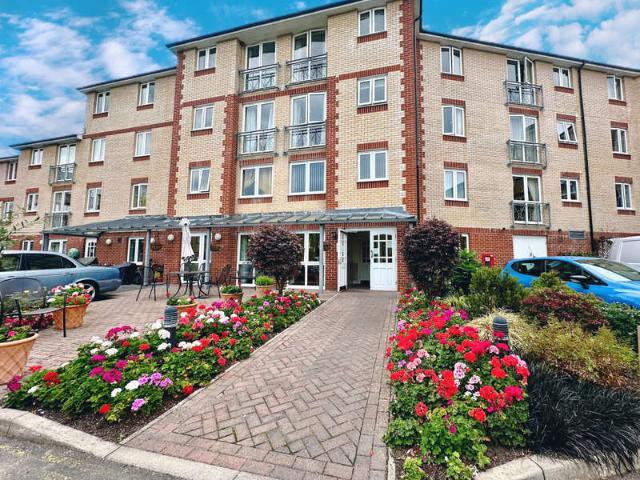 Flat for sale in Pilton, Kentisbury