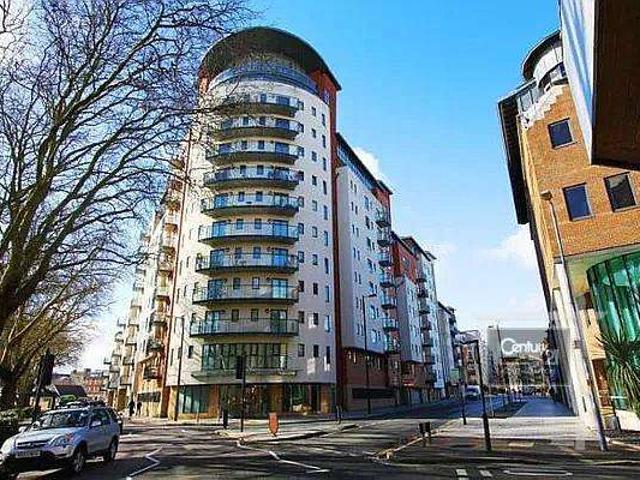 Flat for rent in St Mary's, City Of Southampton