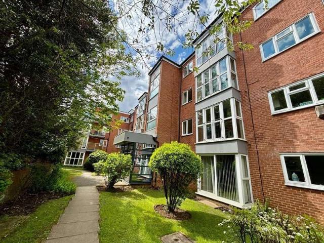 Flat for sale in Georgia, Greater Manchester