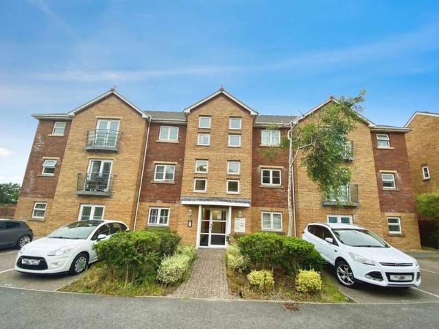 Flat for rent in Bridgend, Wales