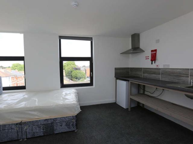 Flat for rent in Hyson Green, Haddon