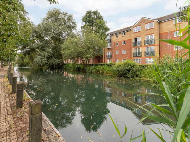 Flat for sale in Enfield Island Village, Greater London