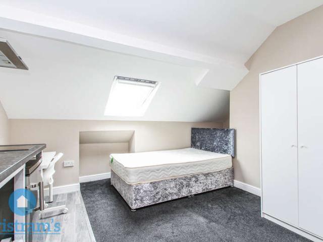 Flat for rent in Hyson Green, Haddon