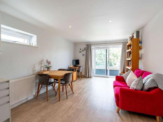 Flat for sale in Tilbury Fields, Dromore