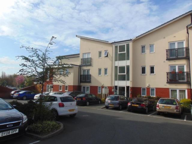 Apartment for rent in Joiner's Square, Hanley