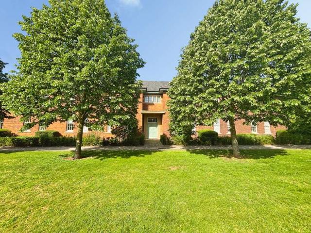 Flat for sale in Garden Quarter, Cherwell