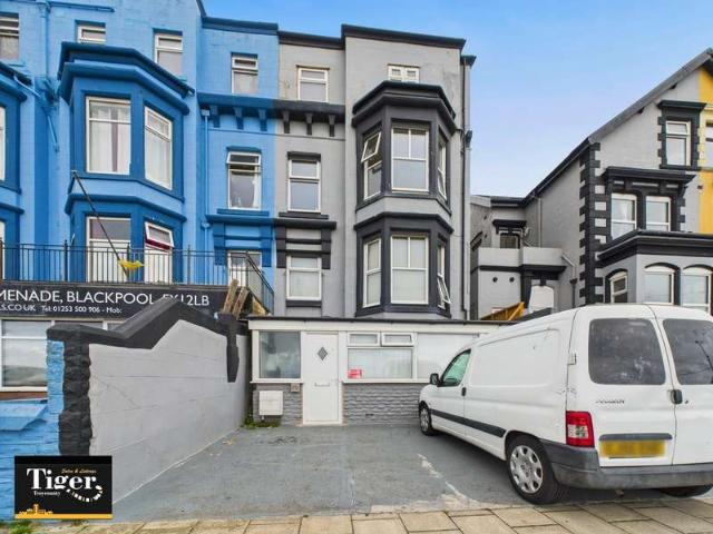 Flat for rent in Blackpool, Isle Of Man