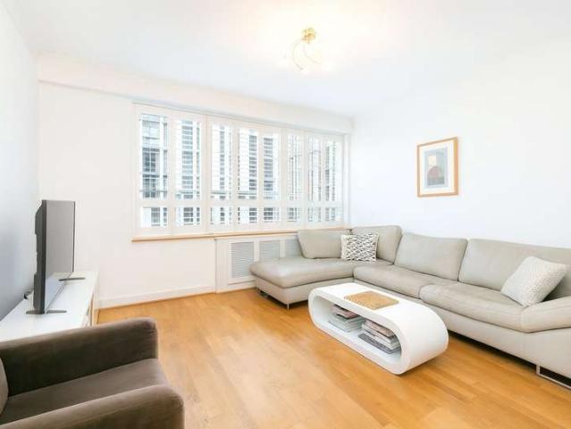 Flat for sale in Greater London